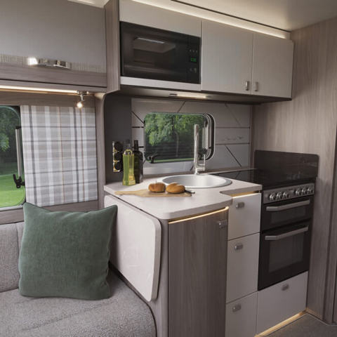 2025 Challenger 650L Kitchen