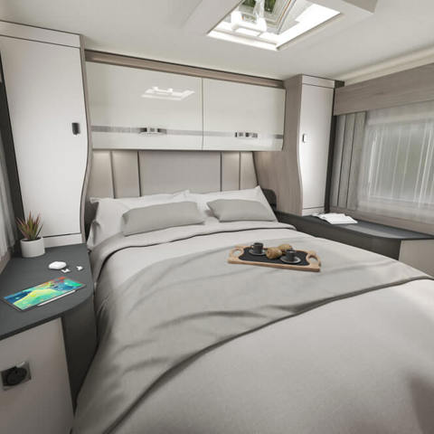 2025 Voyager 594 Bedroom